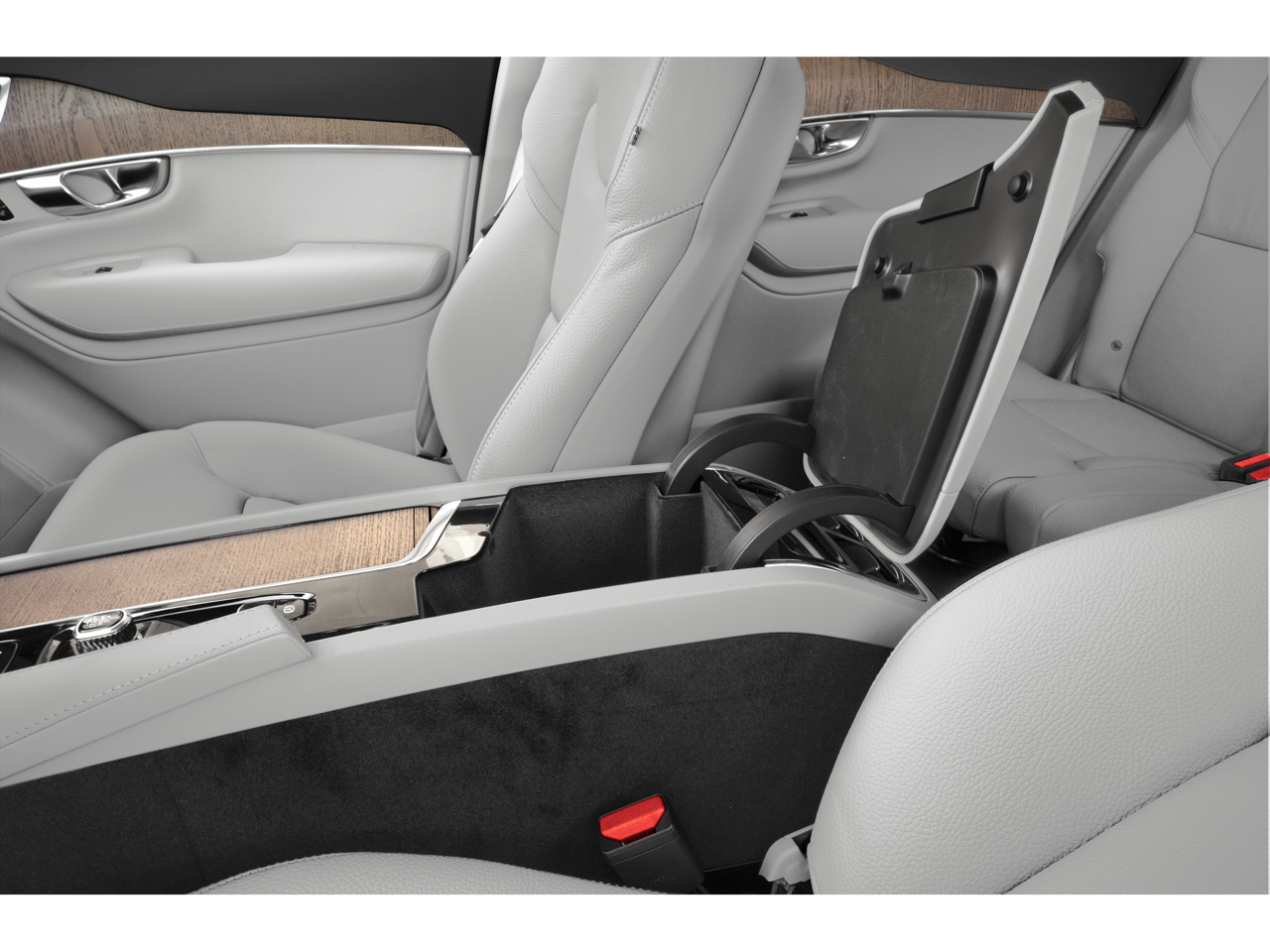 2025 Volvo XC90 Plus