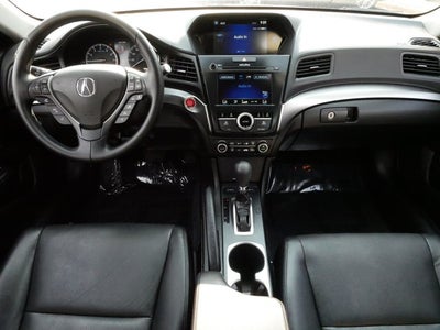2017 Acura ILX w/Premium Pkg