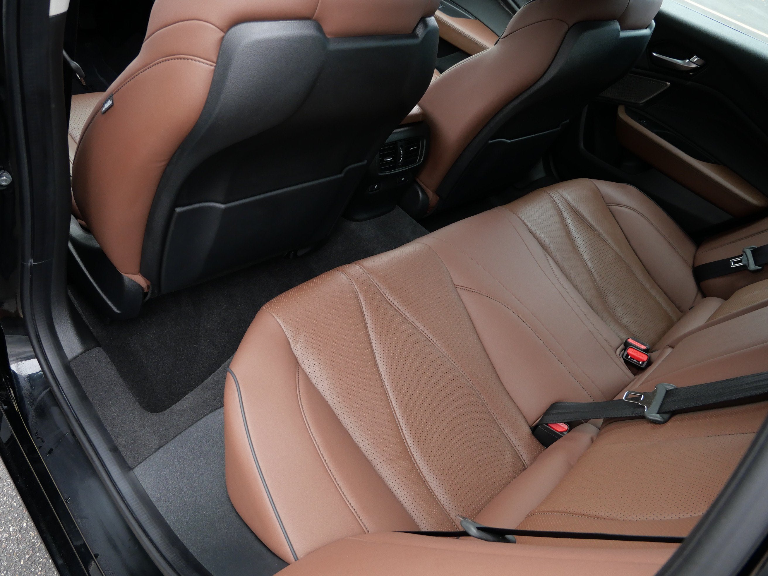 2023 Acura TLX w/Advance Package