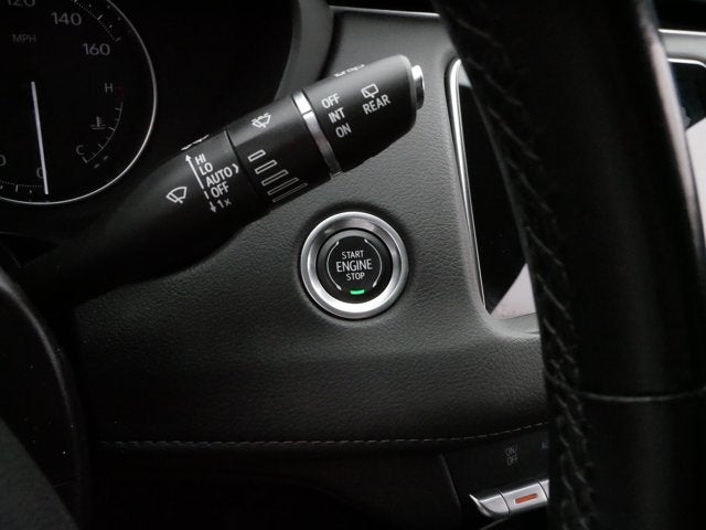 2023 Cadillac XT4 AWD Premium Luxury