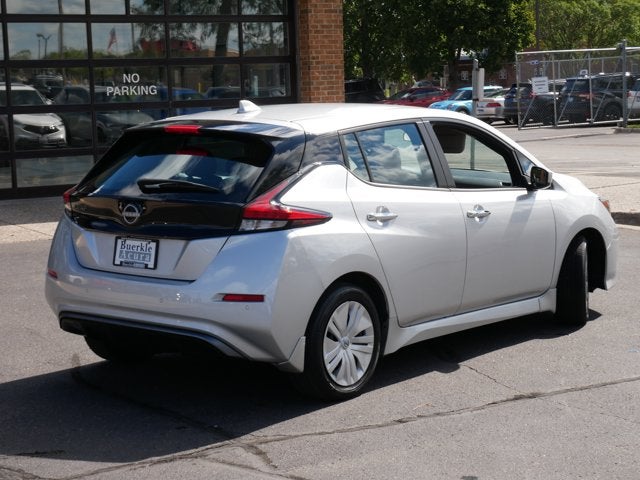 2025 Nissan LEAF S