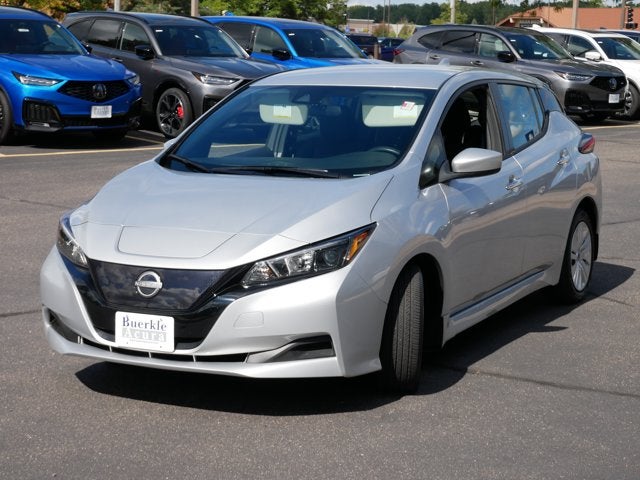 2025 Nissan LEAF S