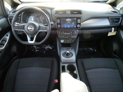 2025 Nissan LEAF S