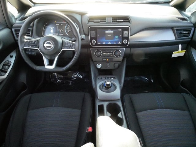 2025 Nissan LEAF S
