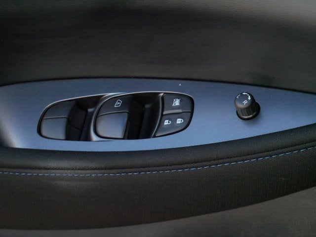 2025 Nissan LEAF S