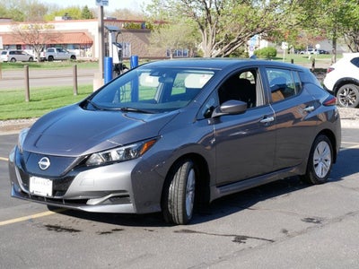 2025 Nissan LEAF S