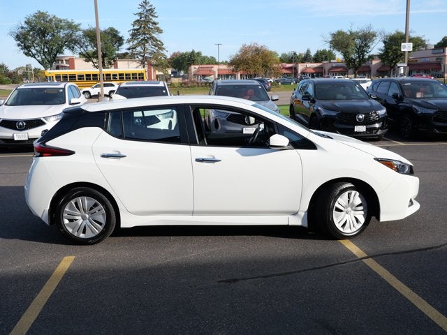 Used 2025 Nissan Leaf S with VIN 1N4AZ1BVXSC558759 for sale in Brooklyn Park, MN