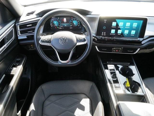 2024 Volkswagen Atlas Cross Sport 2.0T SE with Technology