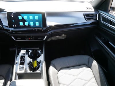 2024 Volkswagen Atlas Cross Sport 2.0T SE with Technology