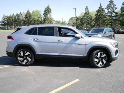 2024 Volkswagen Atlas Cross Sport 2.0T SE with Technology