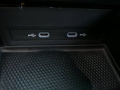 2024 Volkswagen Atlas Cross Sport 2.0T SE with Technology