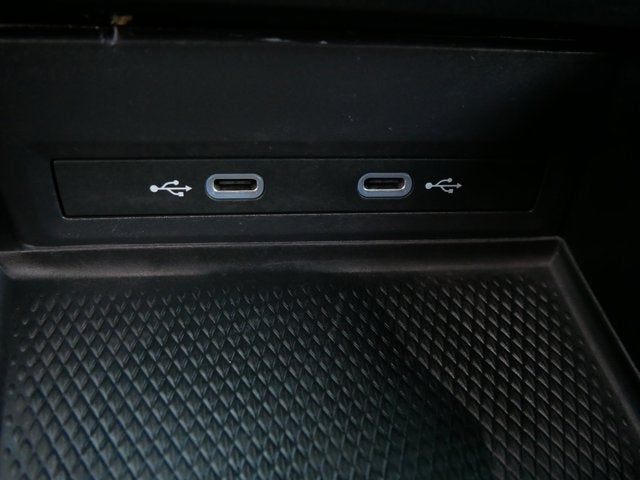 2024 Volkswagen Atlas Cross Sport 2.0T SE with Technology