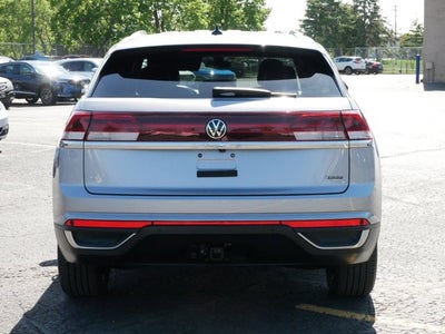 2024 Volkswagen Atlas Cross Sport 2.0T SE with Technology