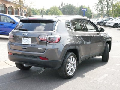 2022 Jeep Compass Latitude Lux