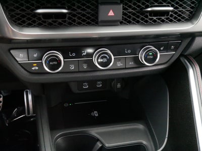 2025 Acura ADX w/A-Spec Advance Package