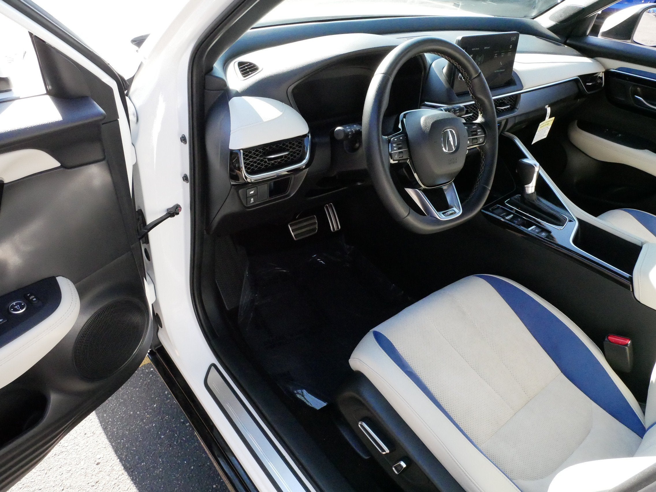 2025 Acura ADX w/A-Spec Package