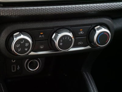 2019 Nissan Kicks S