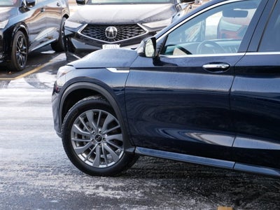 2024 INFINITI QX50 LUXE