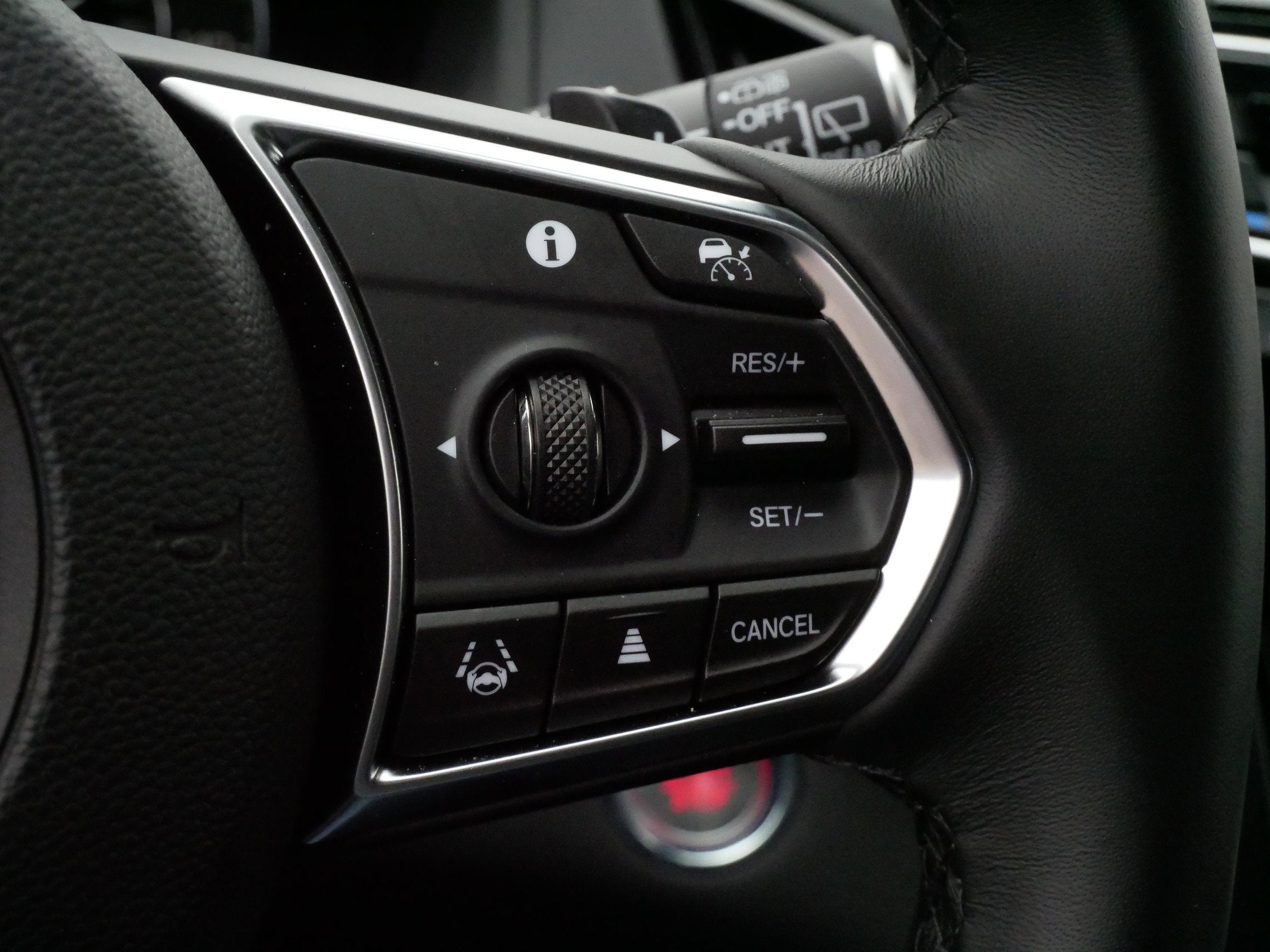 2025 Acura RDX with Technology Package