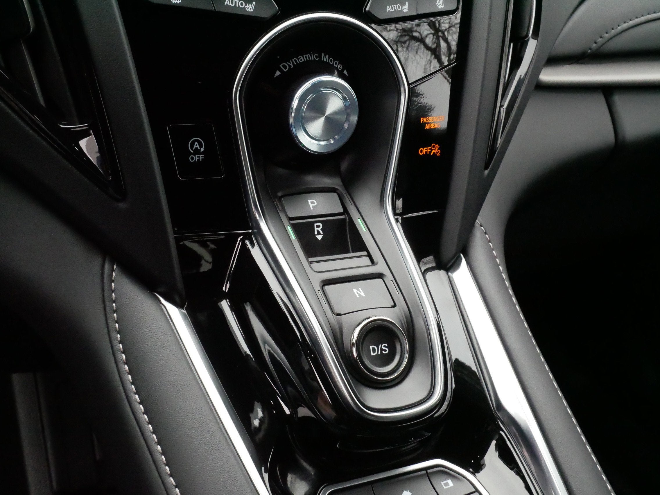 2025 Acura RDX with Technology Package