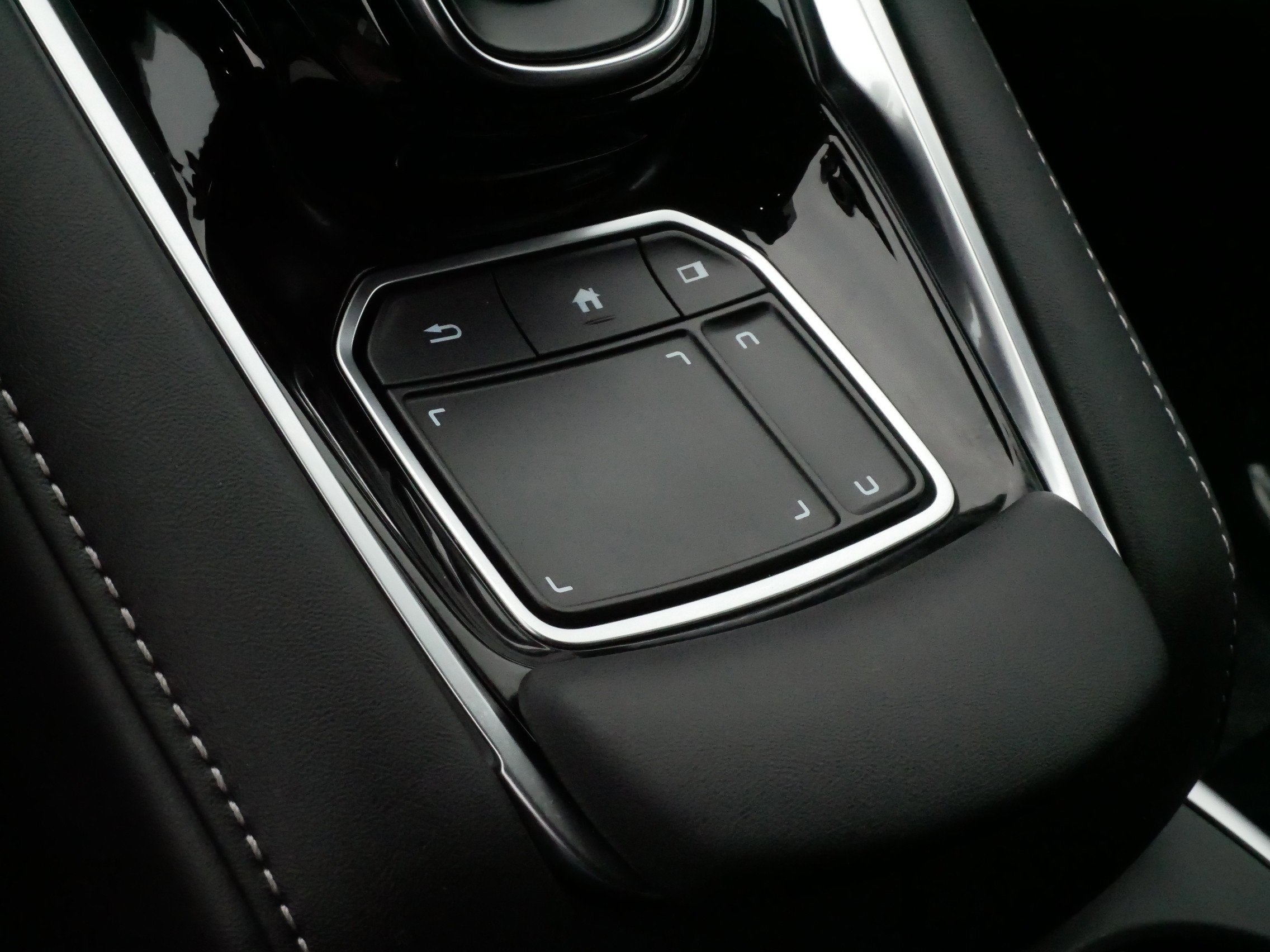 2025 Acura RDX with Technology Package