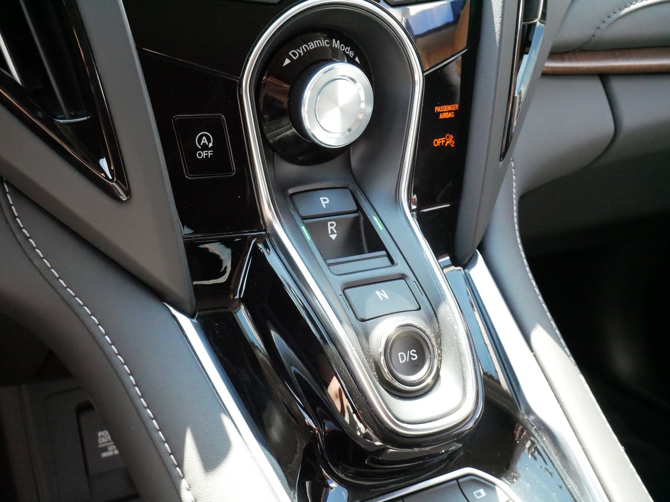 2024 Acura RDX with Advance Package