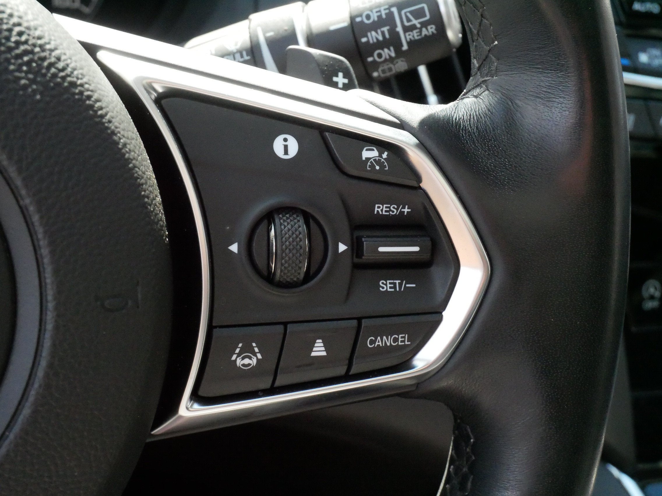2024 Acura RDX with Advance Package