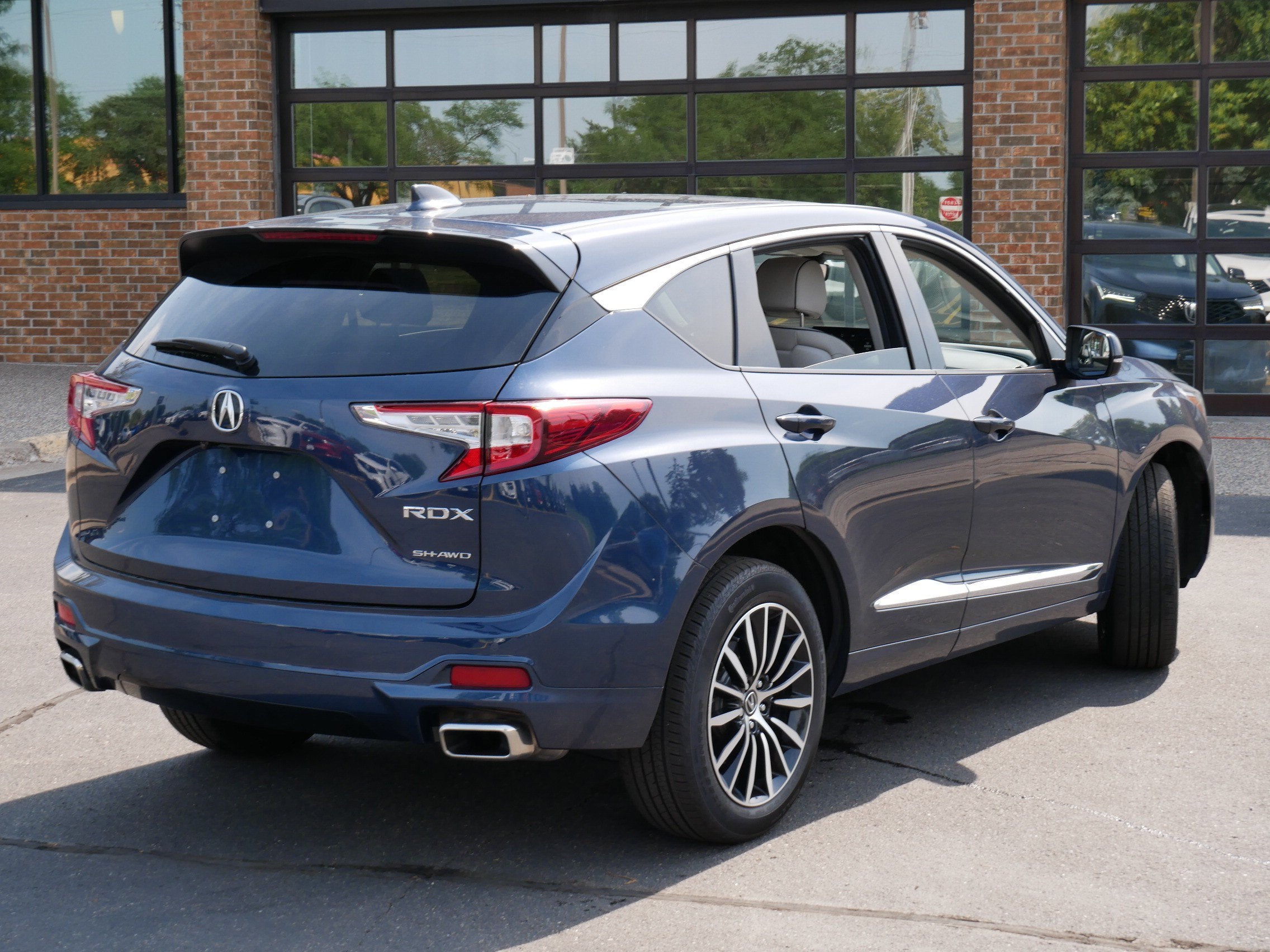 2025 Acura RDX w/Advance Package