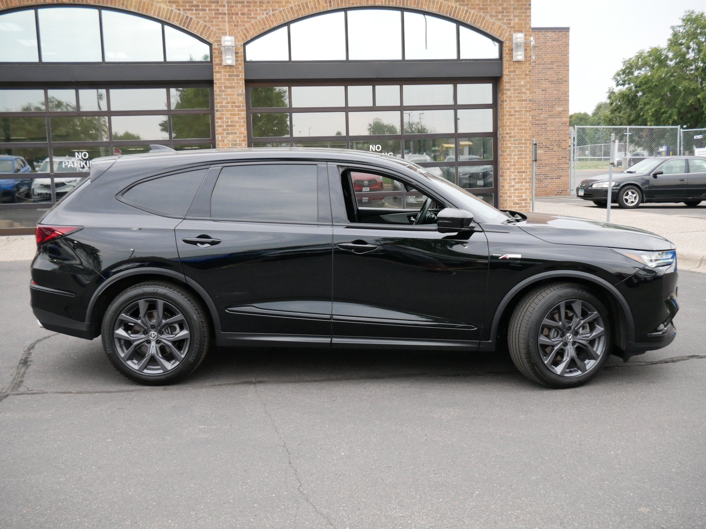 2023 Acura MDX w/A-Spec Package