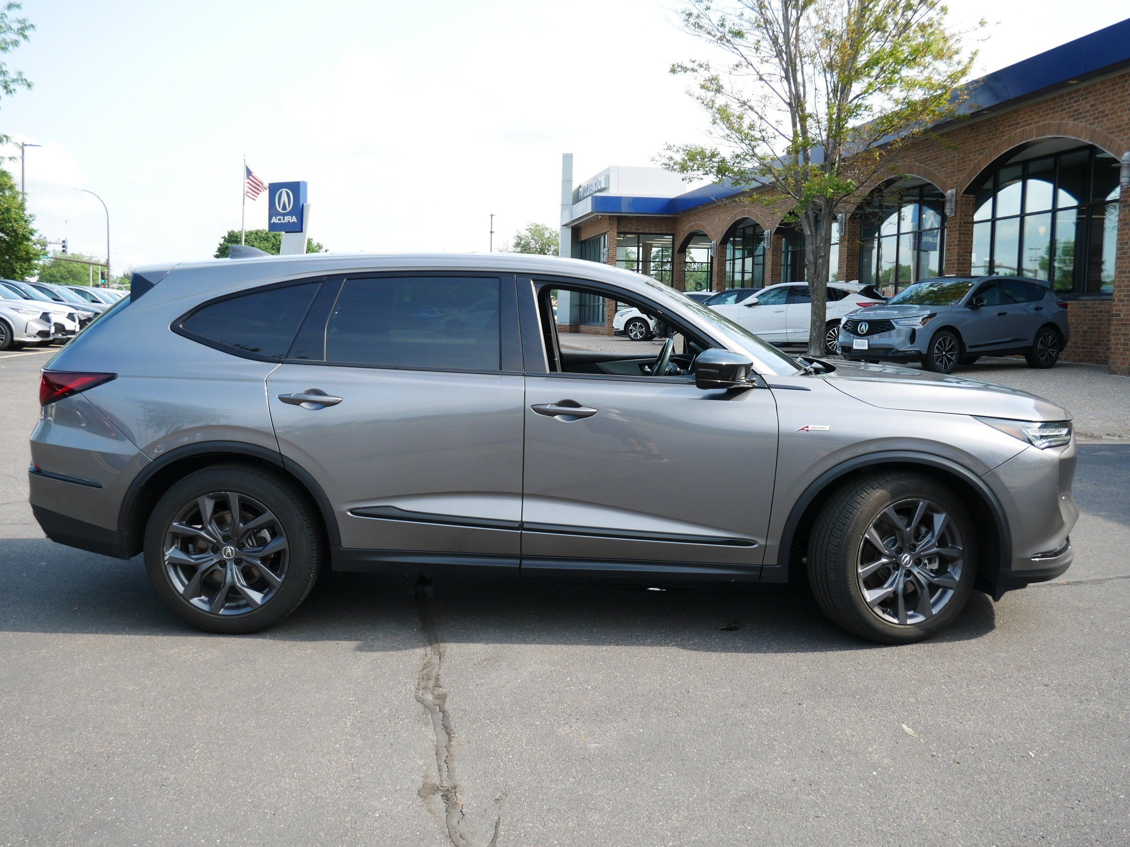 2024 Acura MDX w/A-Spec Package