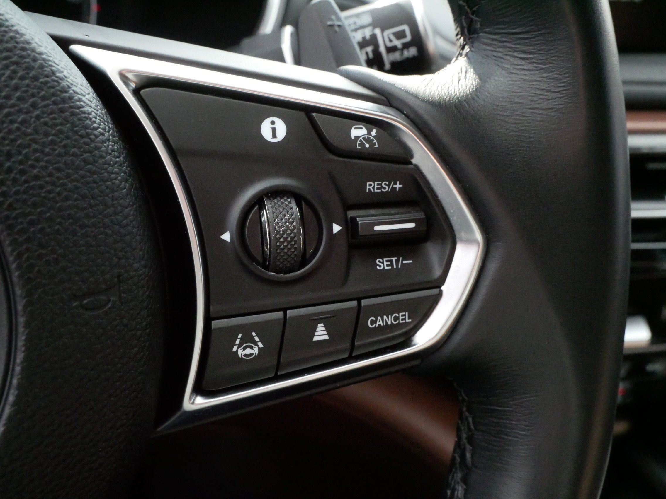 2025 Acura MDX with Technology Package