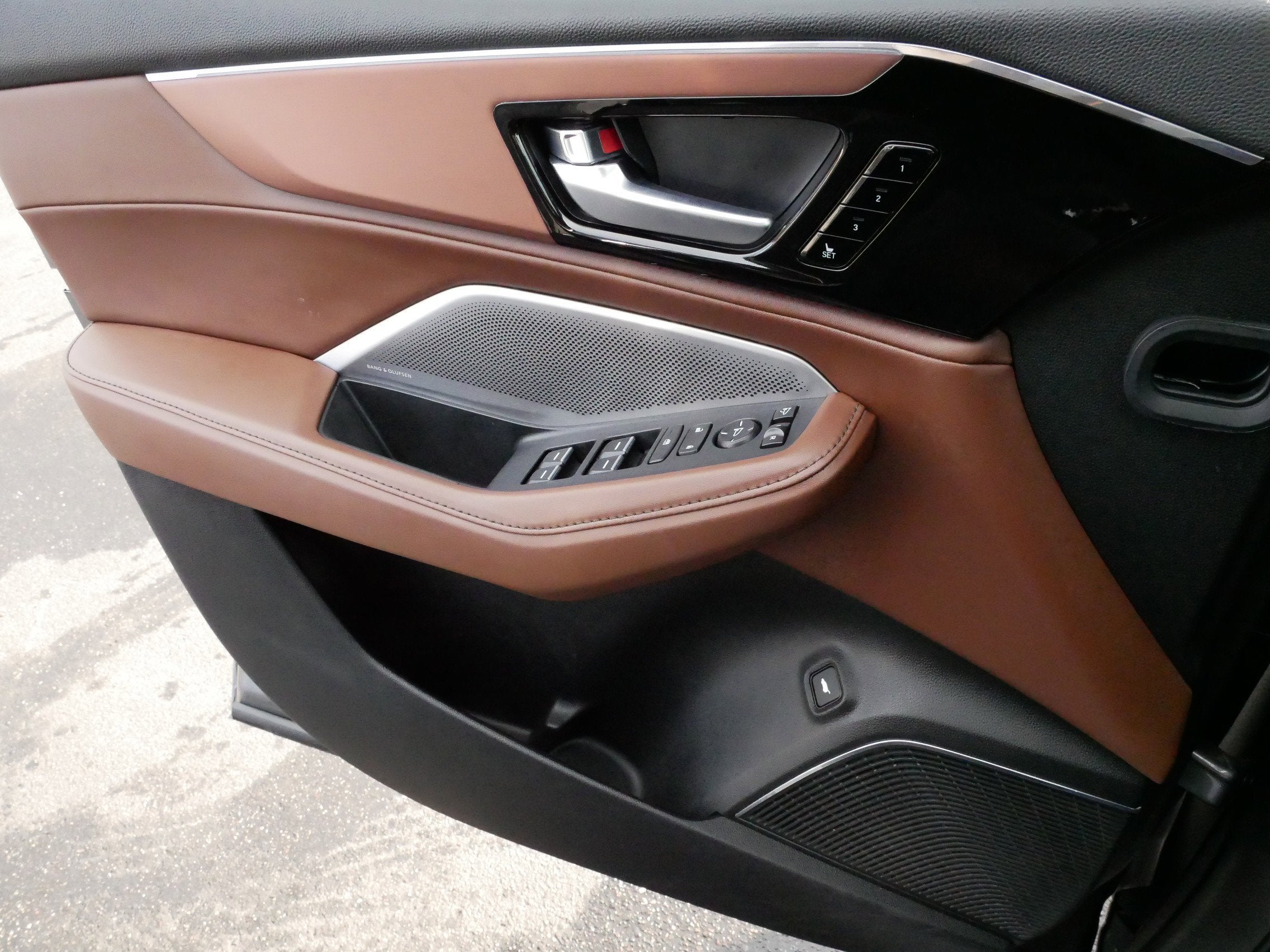 2025 Acura MDX with Technology Package