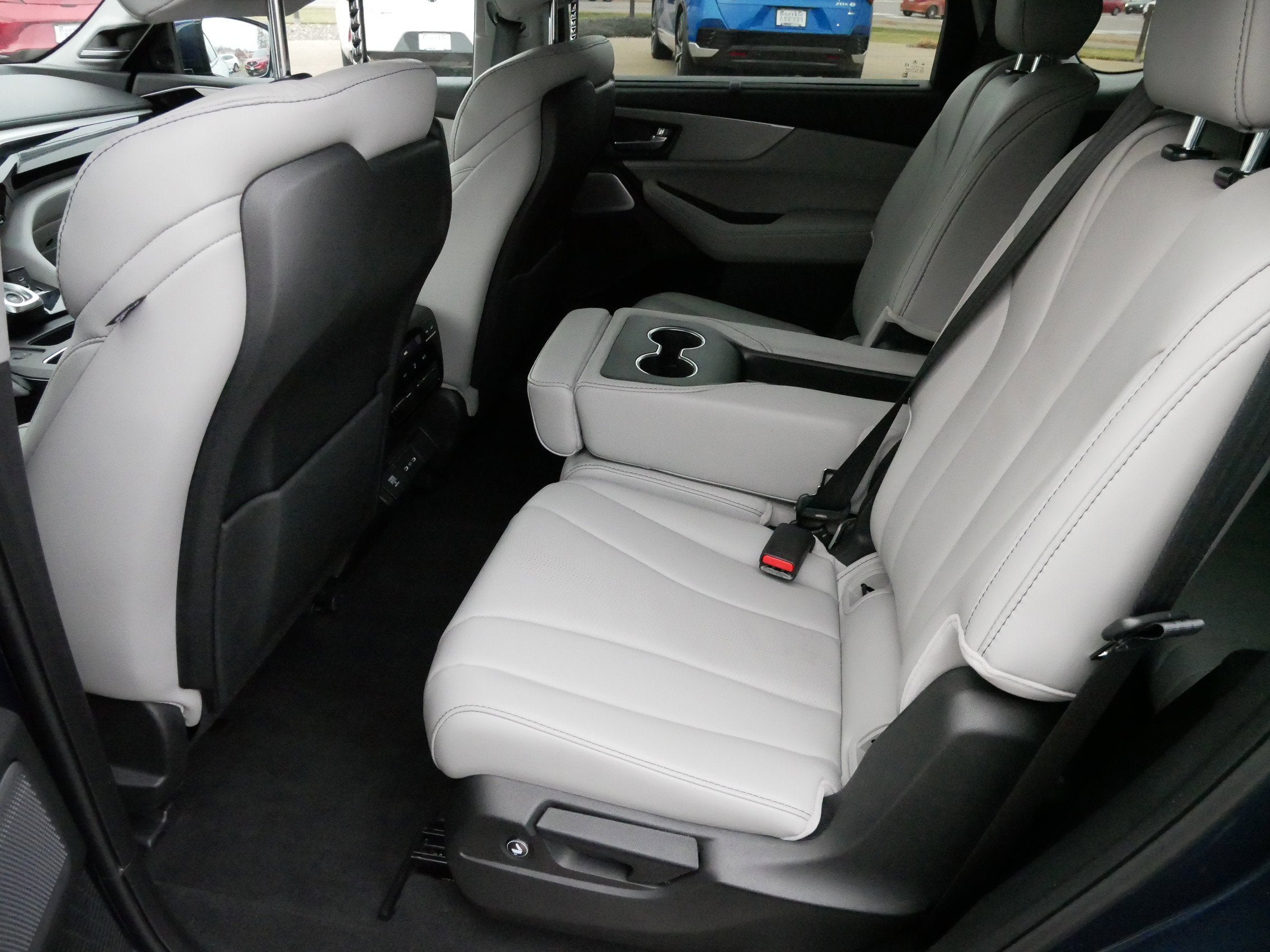 2025 Acura MDX with Technology Package