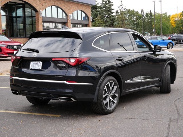 2022 Acura MDX w/Technology Package