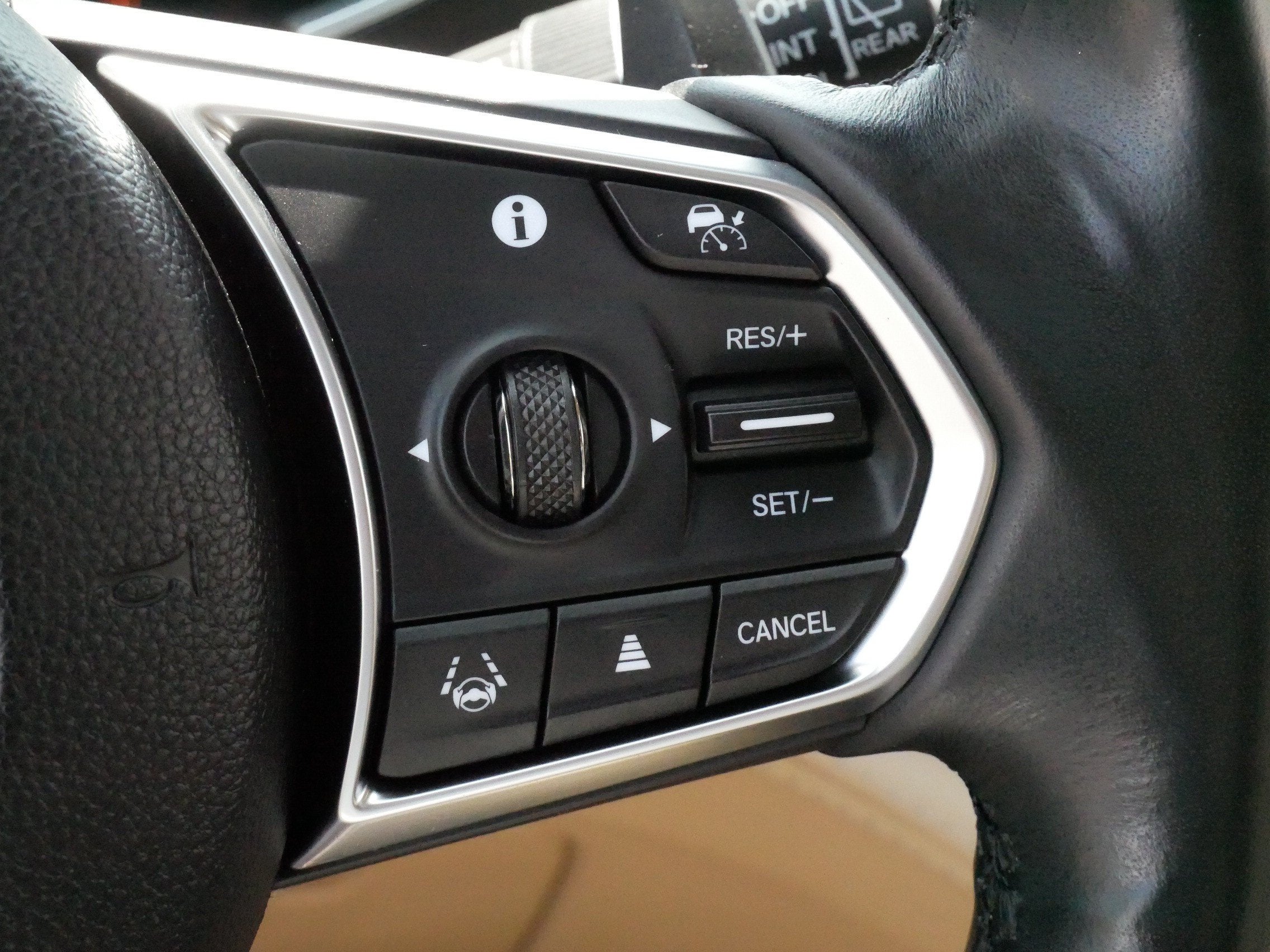 2025 Acura MDX w/Advance Package