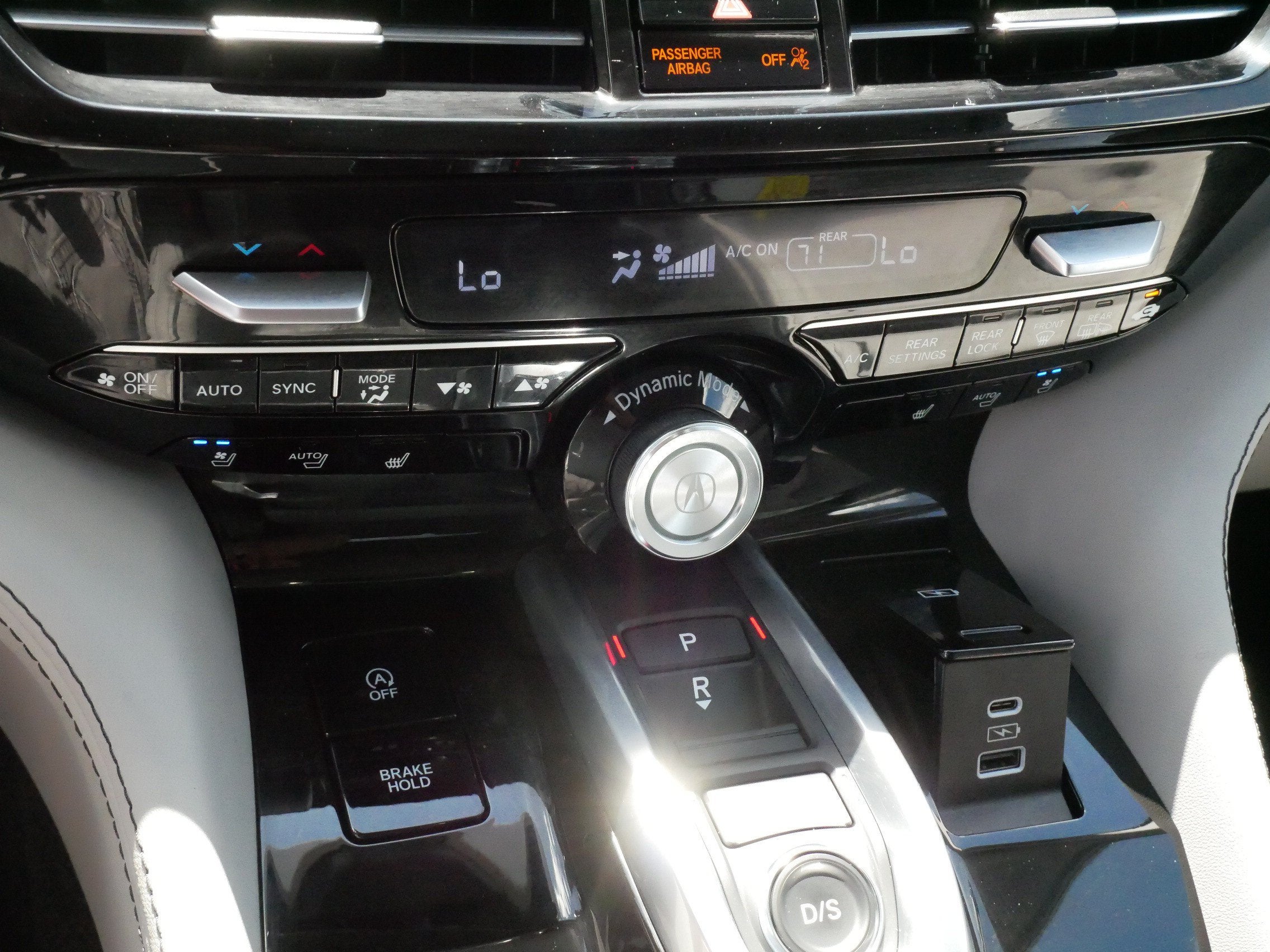 2023 Acura MDX w/Advance Package