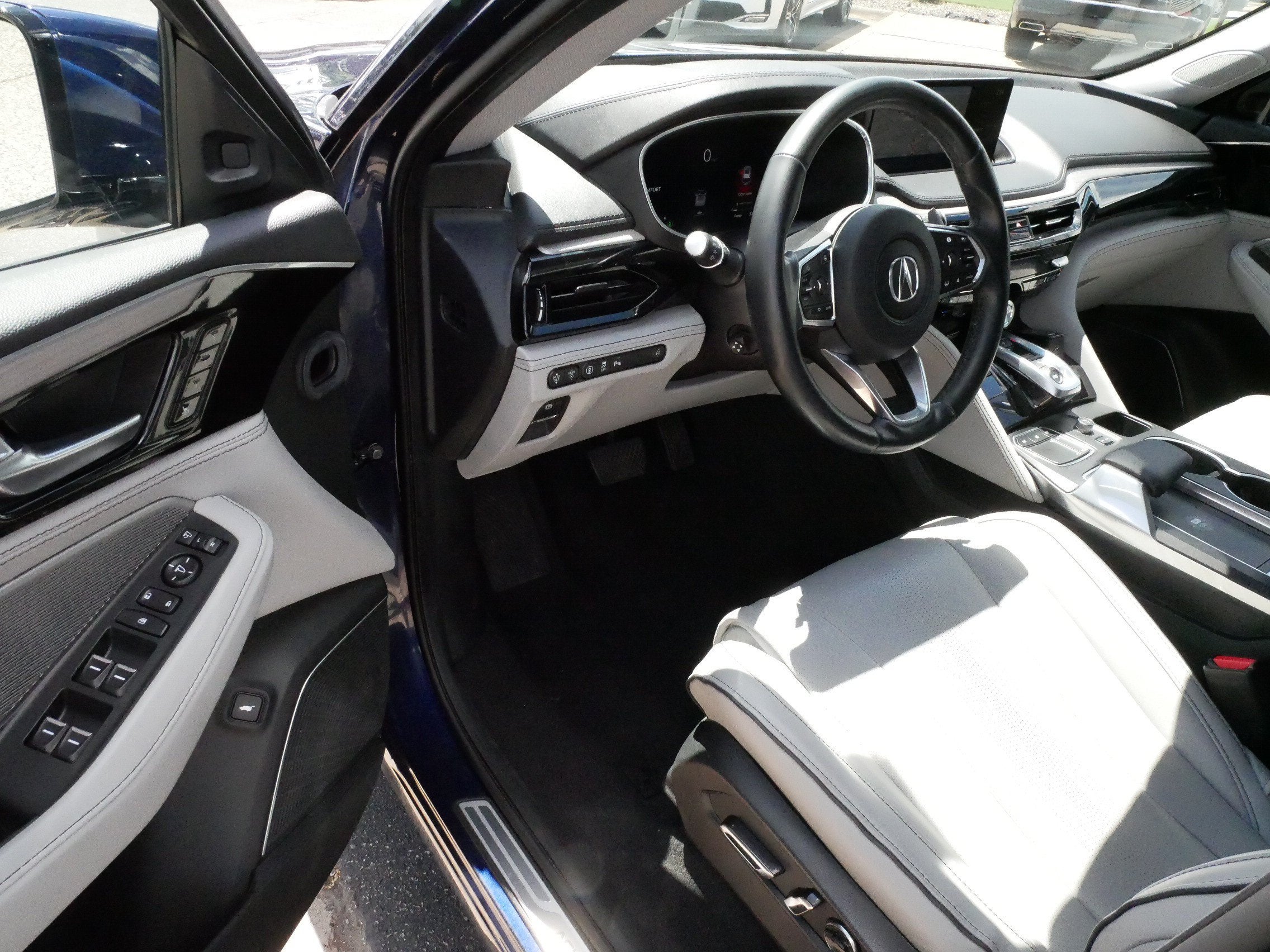 2023 Acura MDX w/Advance Package