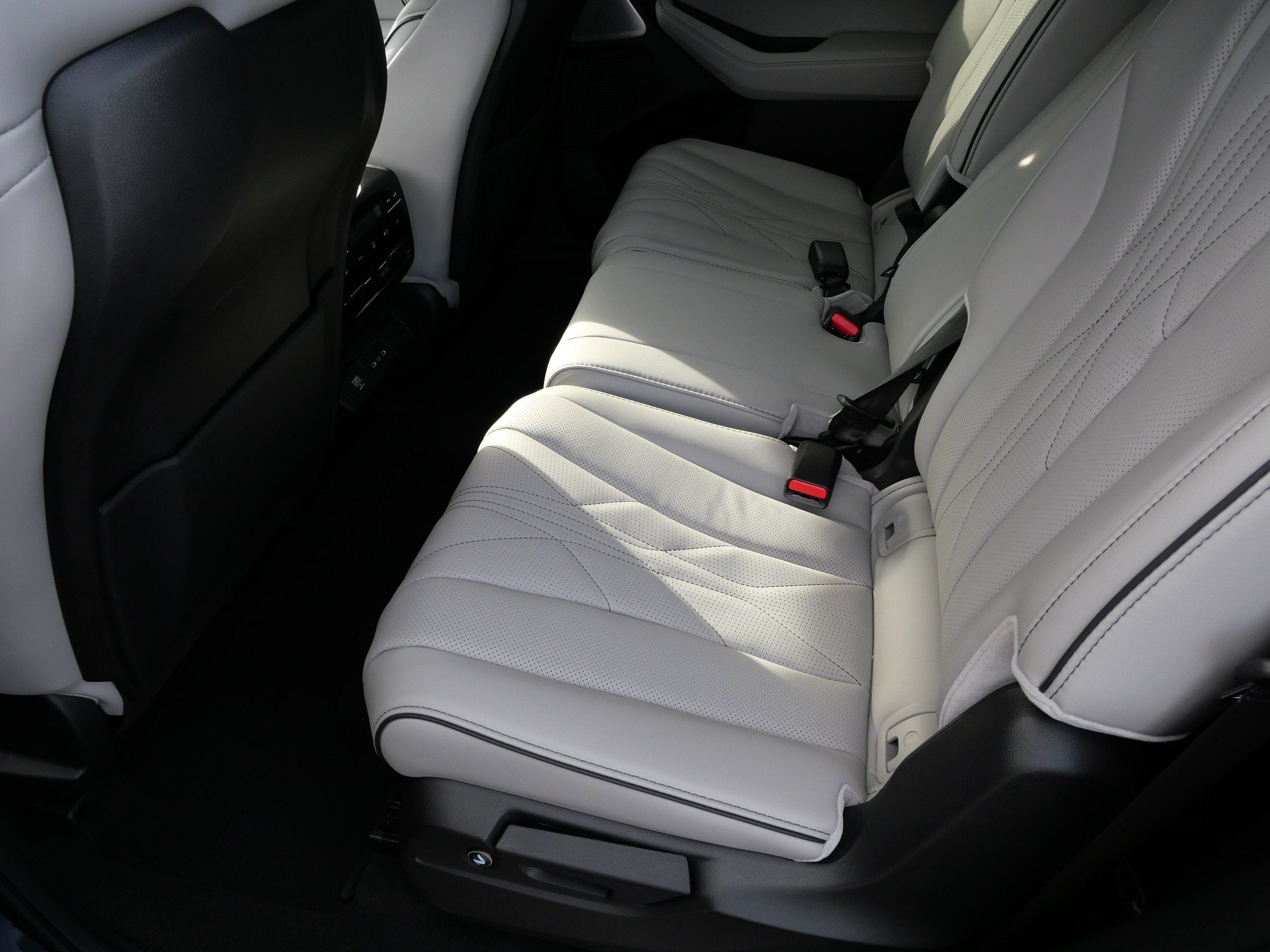 2026 Acura MDX with Advance Package