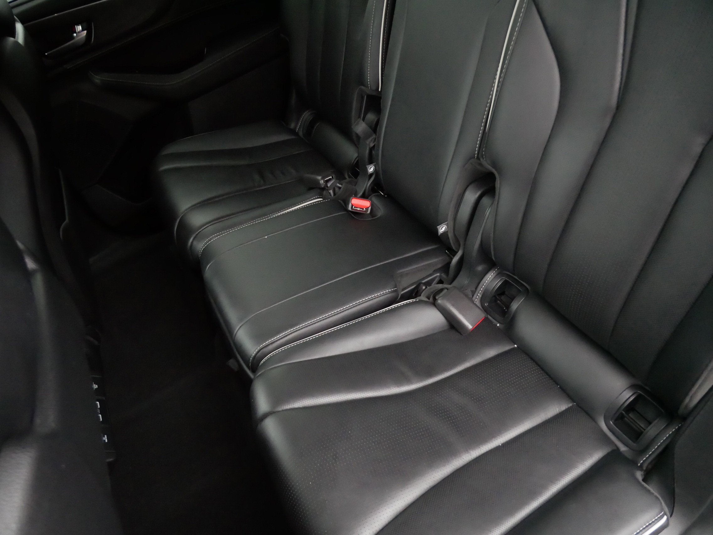 2023 Acura MDX with Advance Package