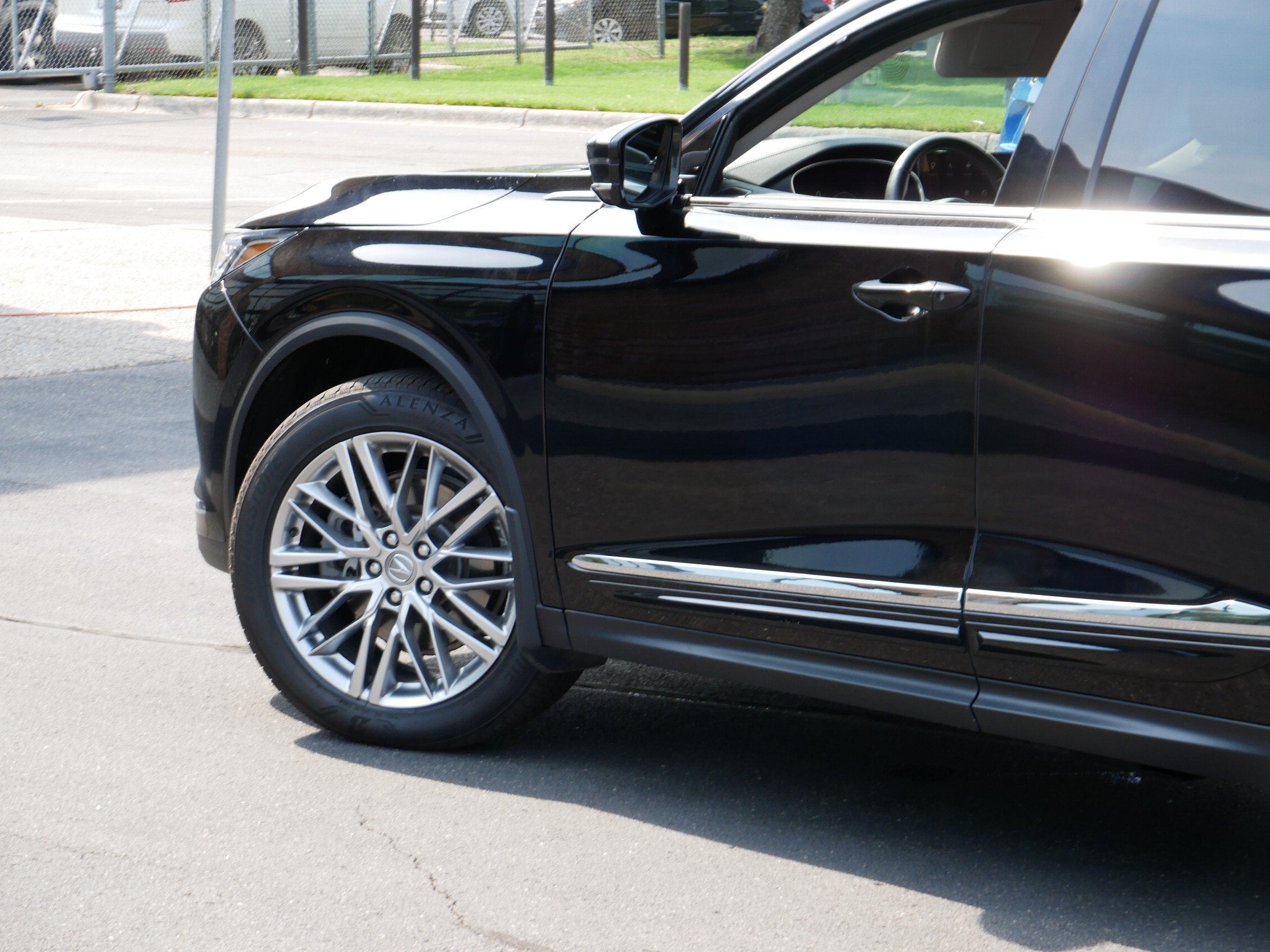 2023 Acura MDX w/Advance Package