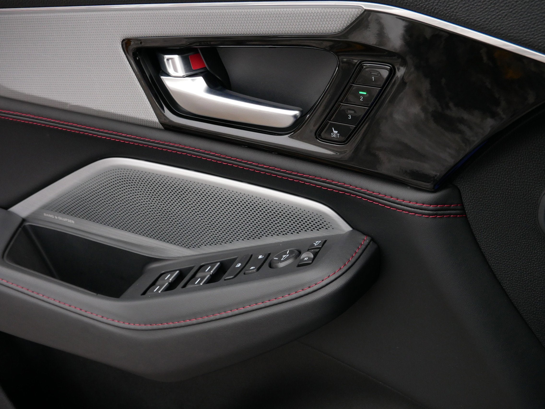 2025 Acura MDX with A-Spec Advance Package