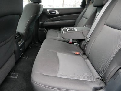 2020 Nissan Pathfinder S