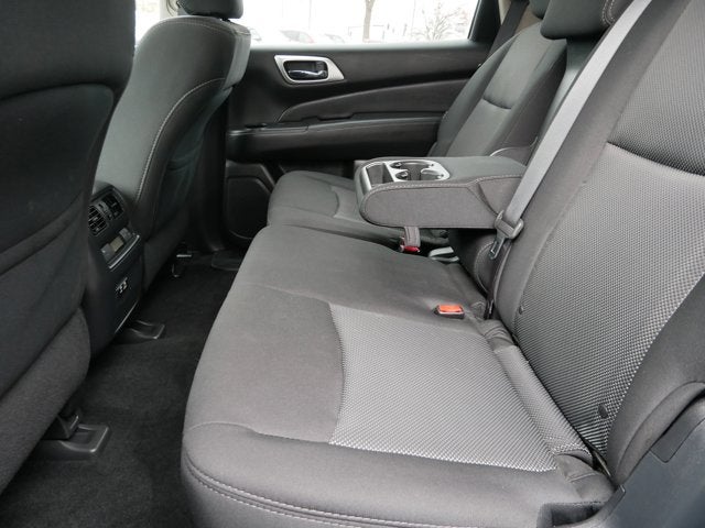 2020 Nissan Pathfinder S