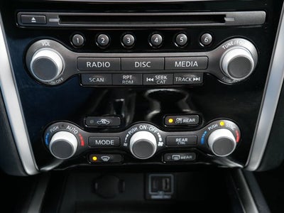 2020 Nissan Pathfinder S