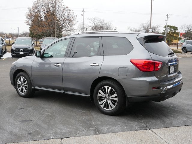 2020 Nissan Pathfinder S