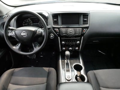 2018 Nissan Pathfinder S