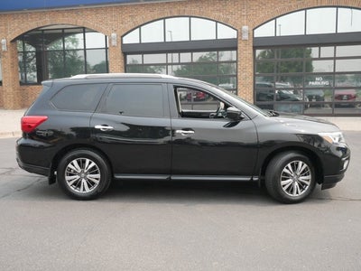 2018 Nissan Pathfinder S