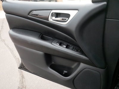 2018 Nissan Pathfinder S