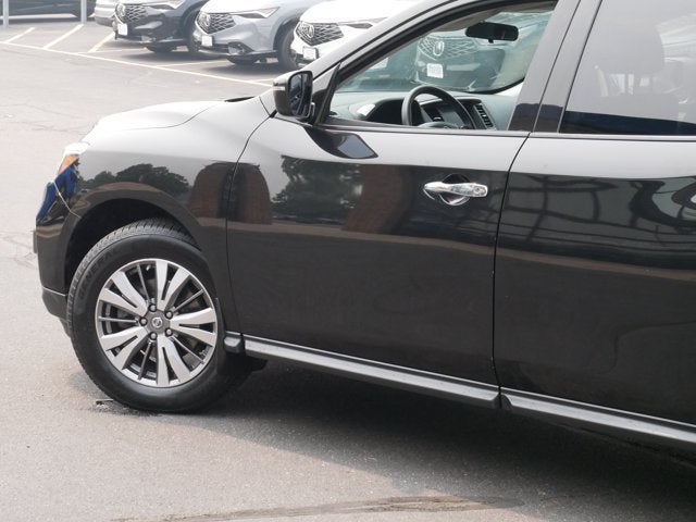2018 Nissan Pathfinder S