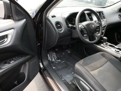 2018 Nissan Pathfinder S